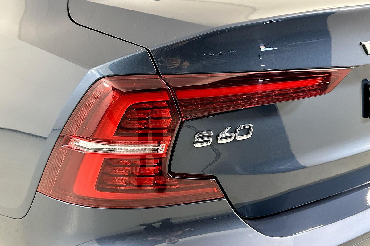 2021 Volvo S60 B5 Inscription