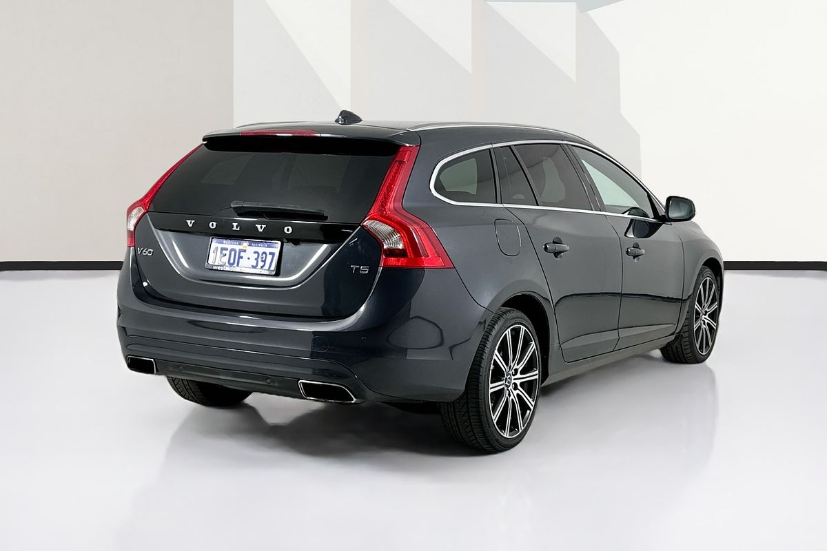 2014 Volvo V60 T5 LUXURY F MY14