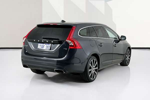 2014 Volvo V60 T5 LUXURY F MY14