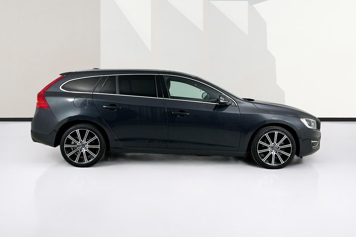 2014 Volvo V60 T5 LUXURY F MY14