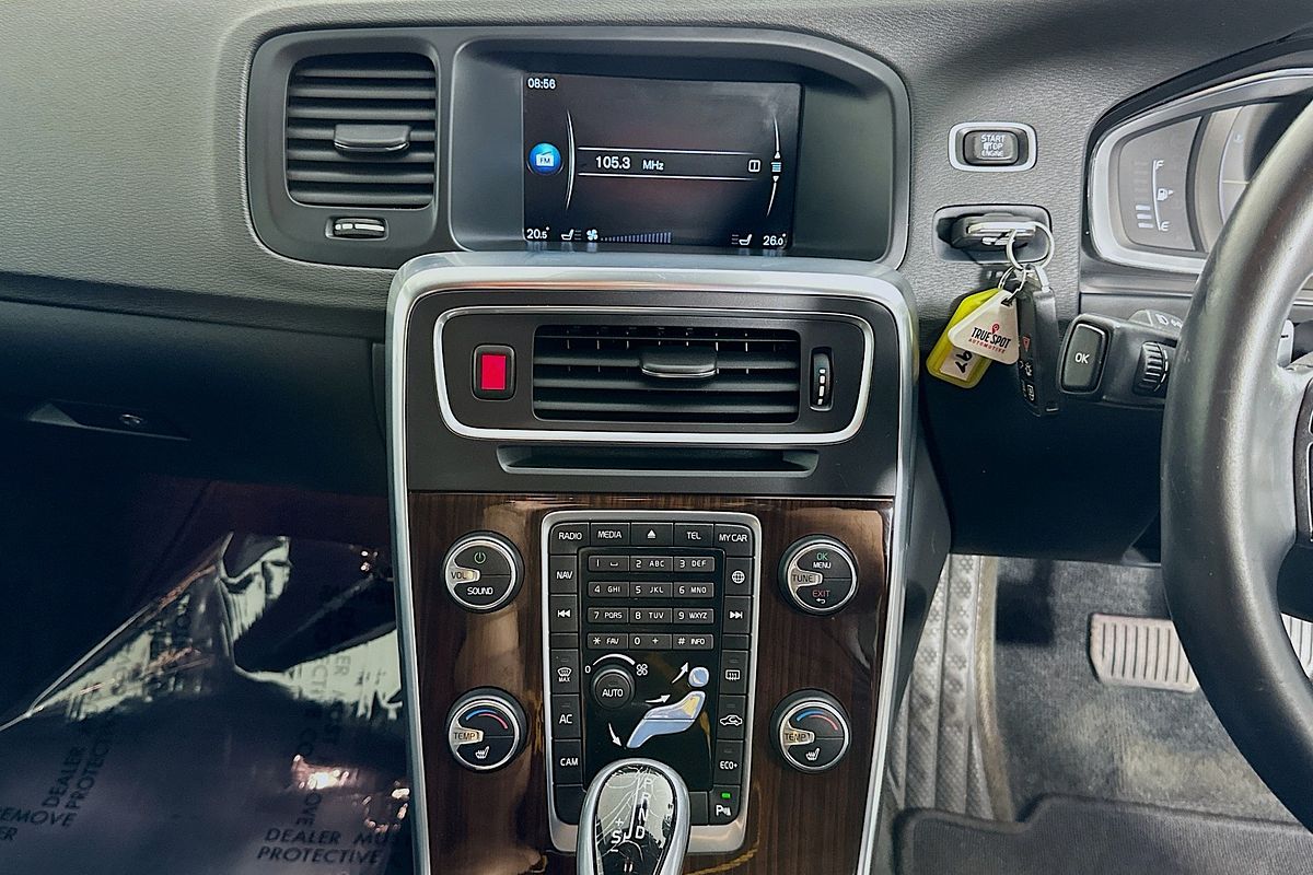 2014 Volvo V60 T5 LUXURY F MY14