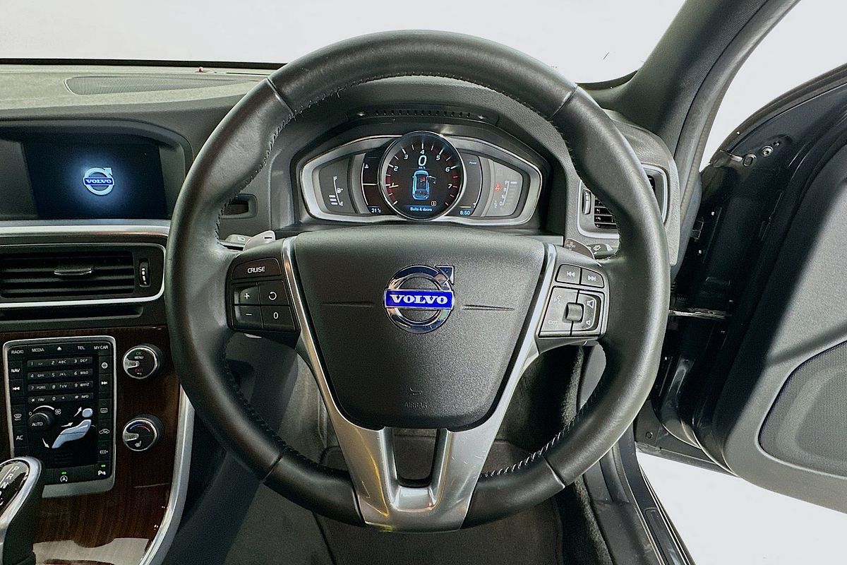 2014 Volvo V60 T5 LUXURY F MY14