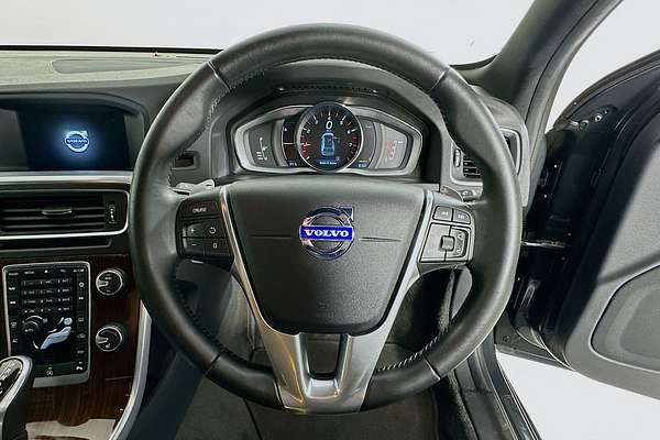 2014 Volvo V60 T5 LUXURY F MY14