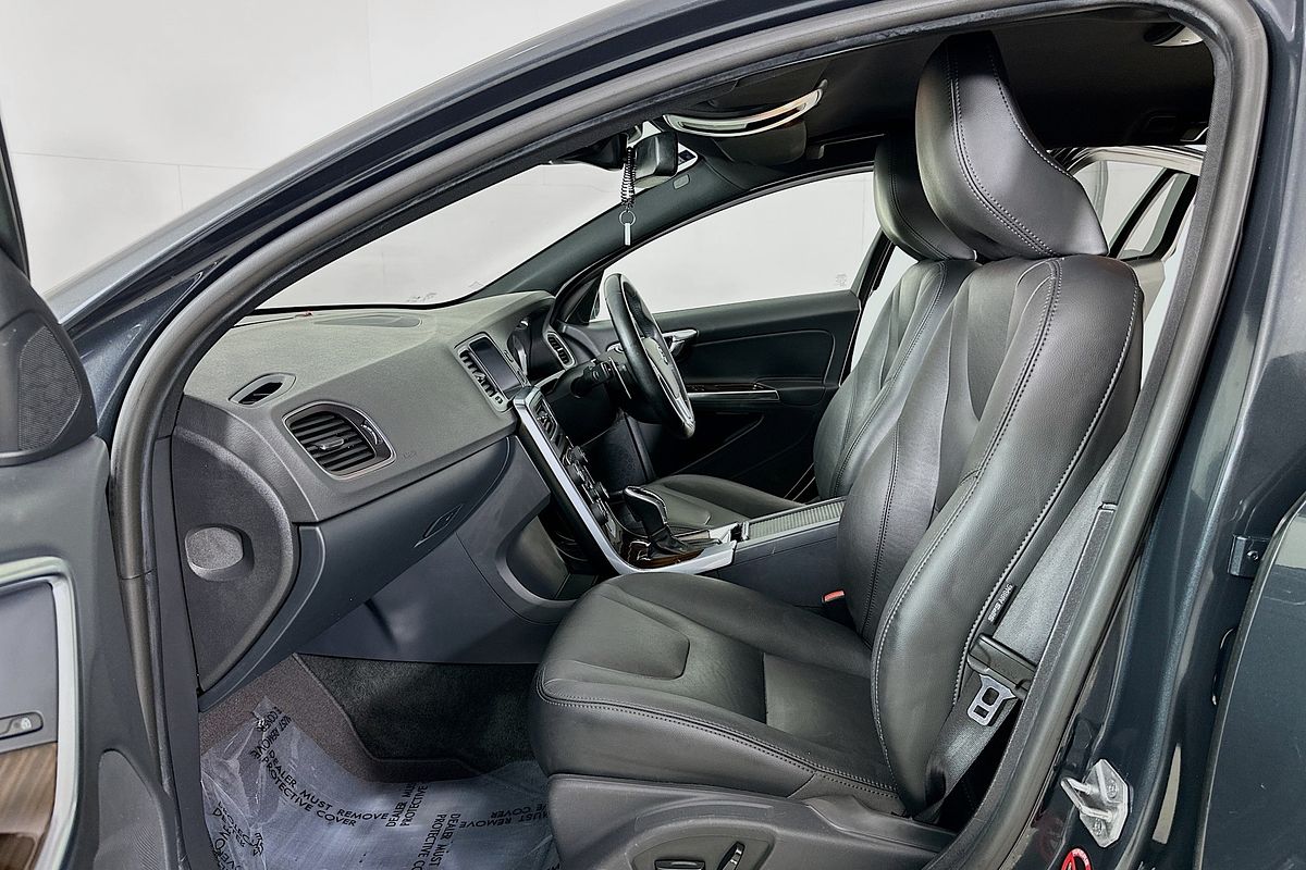2014 Volvo V60 T5 LUXURY F MY14