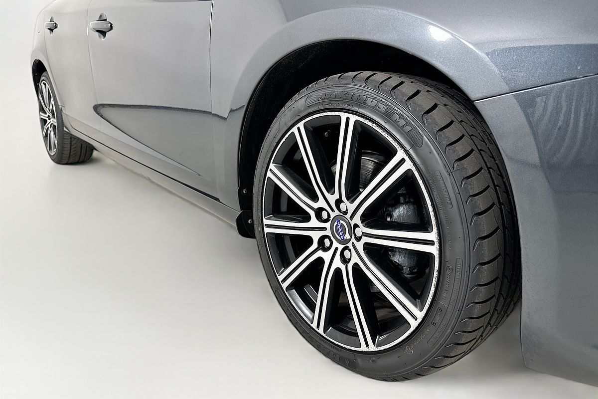 2014 Volvo V60 T5 LUXURY F MY14