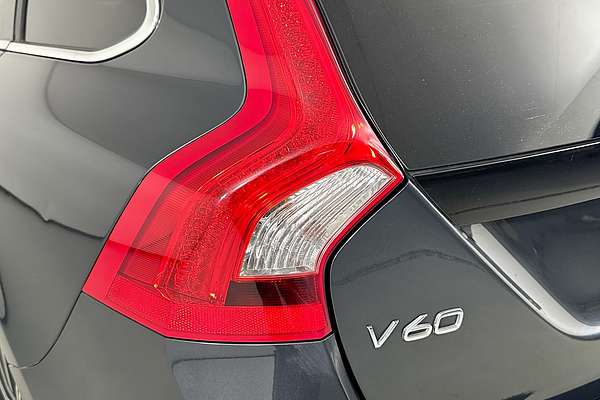 2014 Volvo V60 T5 LUXURY F MY14