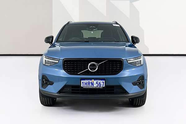 2022 Volvo XC40 ULTIMATE B5 DARK MHEV 536 MY23