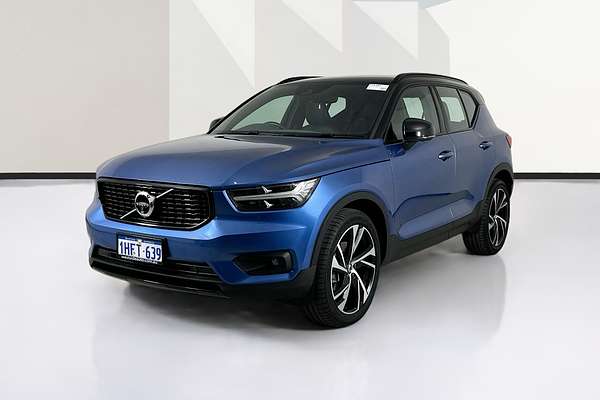 2021 Volvo XC40 T5 R-DESIGN (AWD) 536 MY21