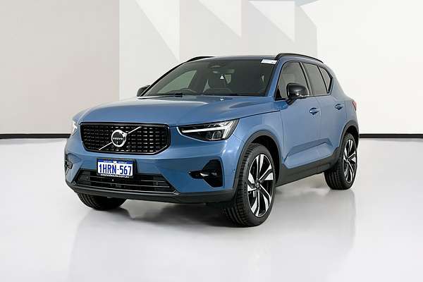 2022 Volvo XC40 ULTIMATE B5 DARK MHEV 536 MY23