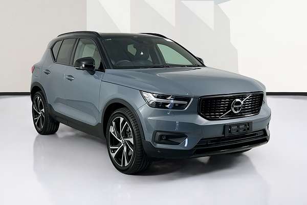 2021 Volvo XC40 T5 R-DESIGN (AWD) 536 MY21