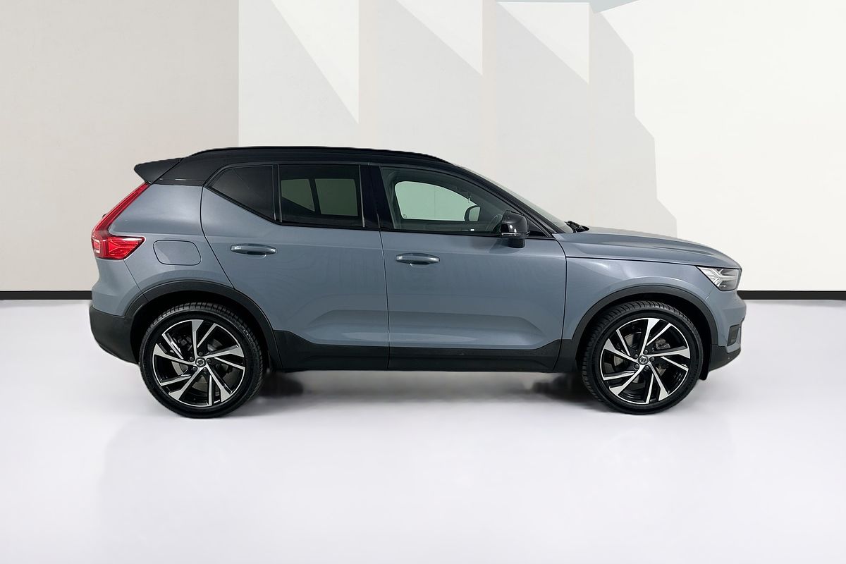 2021 Volvo XC40 T5 R-DESIGN (AWD) 536 MY21