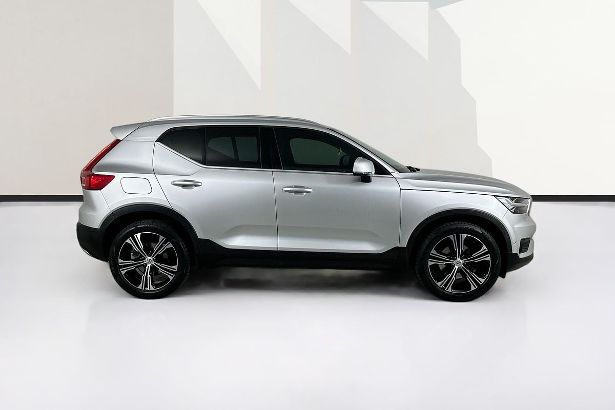 2019 Volvo XC40 T4 INSCRIPTION (AWD) 536 MY19