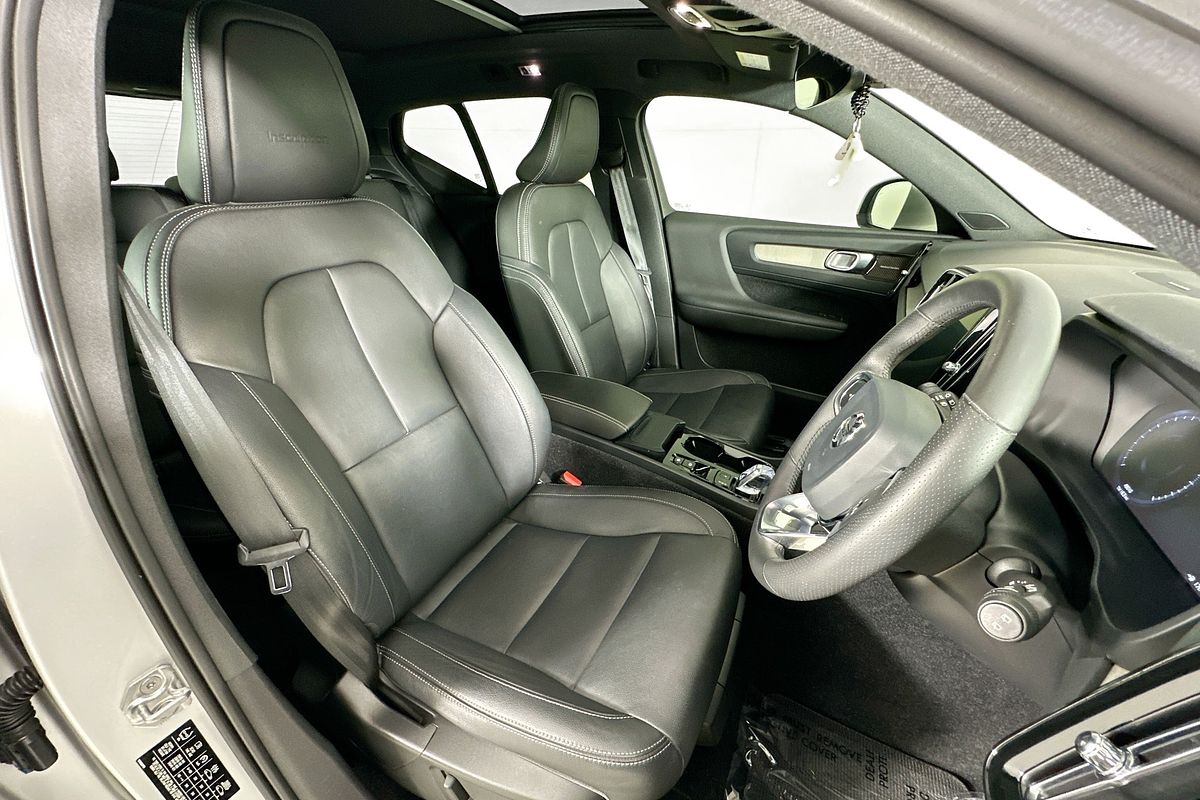 2019 Volvo XC40 T4 INSCRIPTION (AWD) 536 MY19