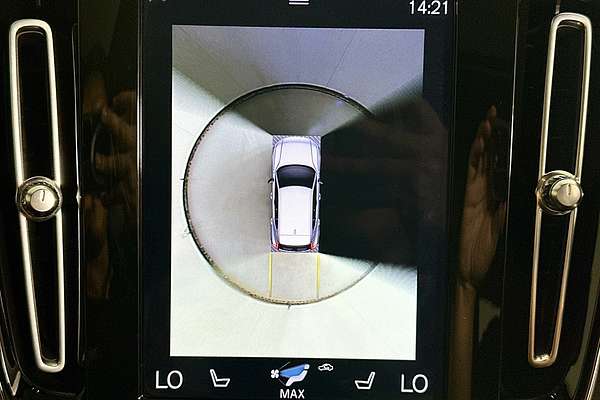 2019 Volvo XC40 T4 INSCRIPTION (AWD) 536 MY19