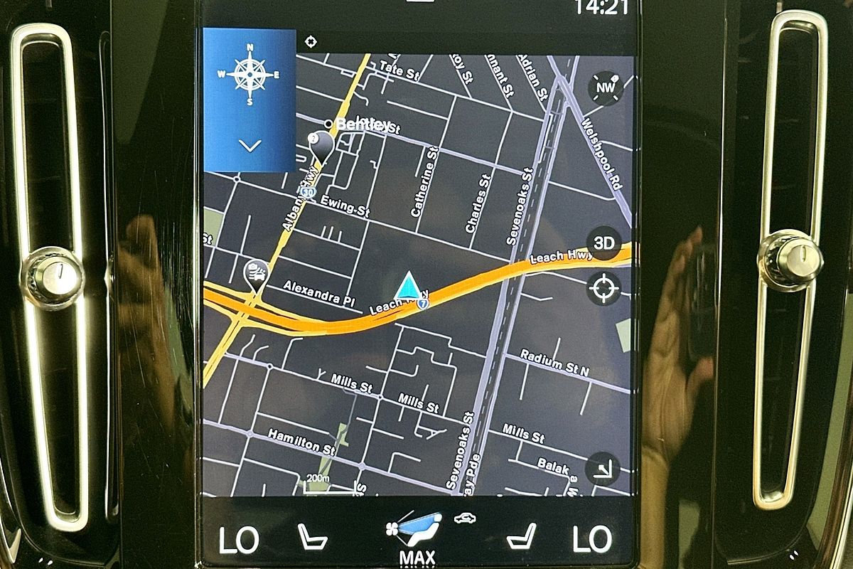 2019 Volvo XC40 T4 INSCRIPTION (AWD) 536 MY19