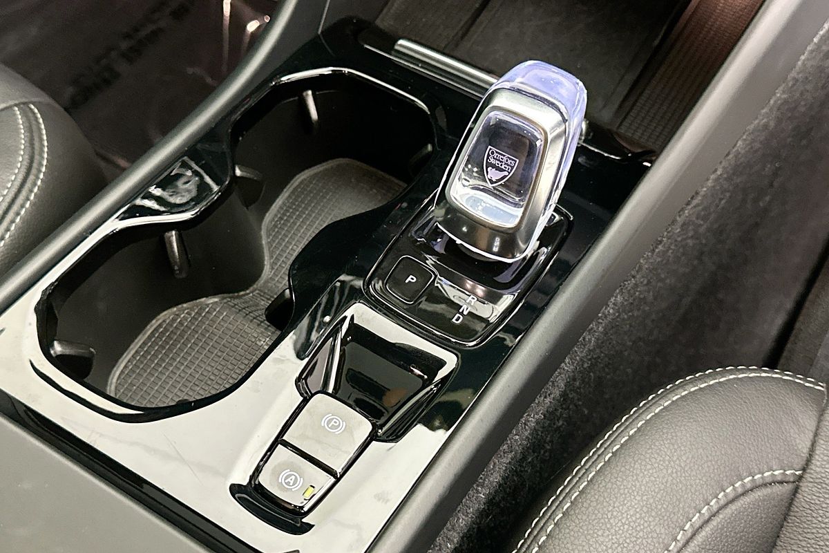 2019 Volvo XC40 T4 INSCRIPTION (AWD) 536 MY19