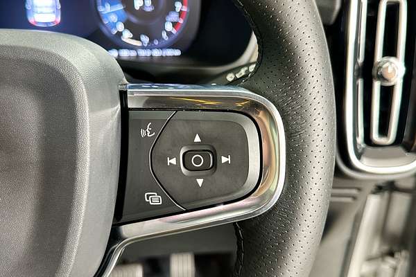 2019 Volvo XC40 T4 INSCRIPTION (AWD) 536 MY19