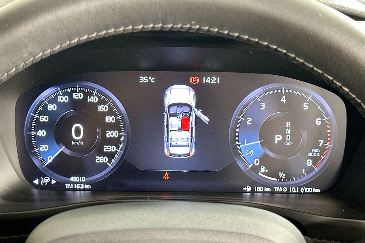 2019 Volvo XC40 T4 INSCRIPTION (AWD) 536 MY19