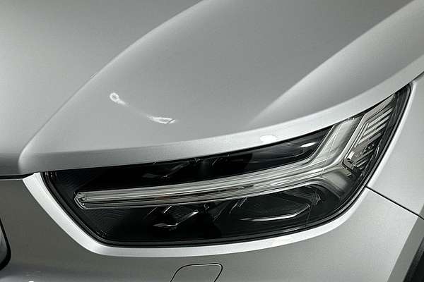 2019 Volvo XC40 T4 INSCRIPTION (AWD) 536 MY19