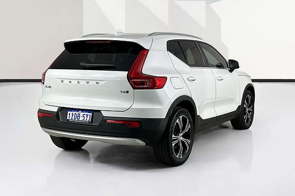 2021 Volvo XC40 T4 INSCRIPTION (AWD) 536 MY21