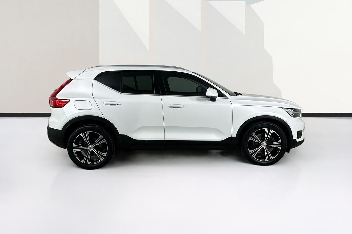 2021 Volvo XC40 T4 INSCRIPTION (AWD) 536 MY21