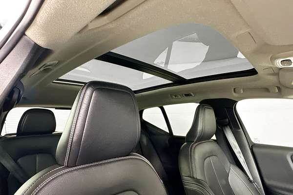 2021 Volvo XC40 T4 INSCRIPTION (AWD) 536 MY21