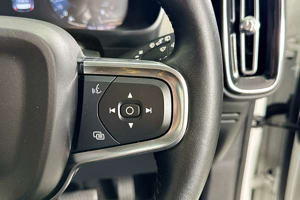 2021 Volvo XC40 T4 INSCRIPTION (AWD) 536 MY21