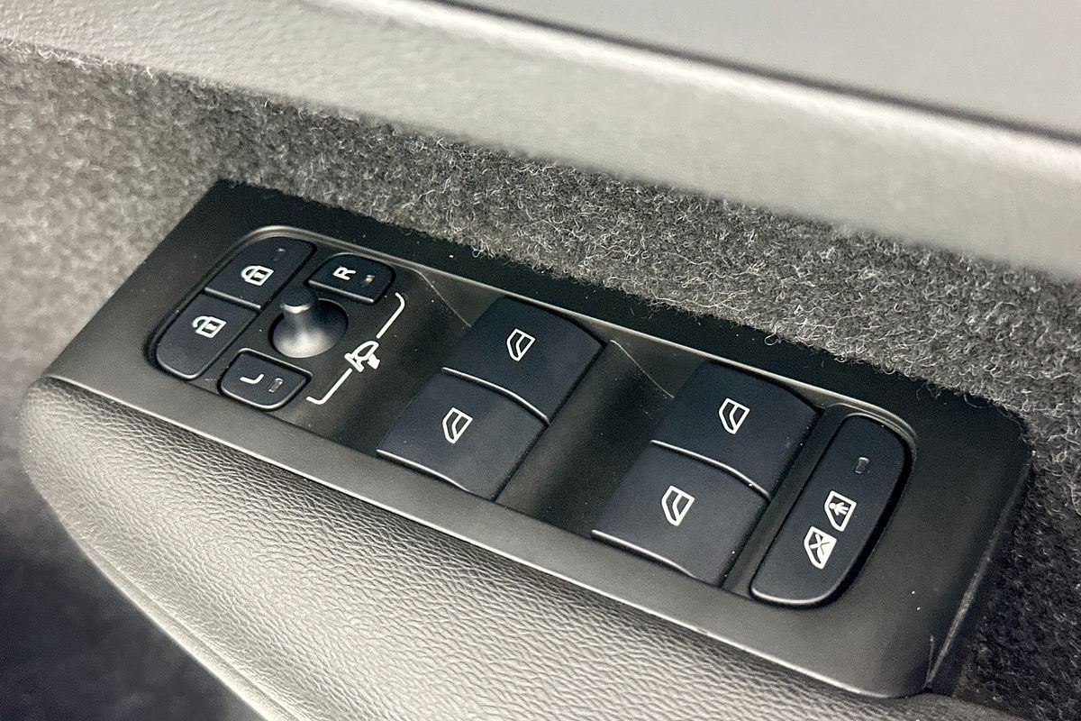 2021 Volvo XC40 T4 INSCRIPTION (AWD) 536 MY21