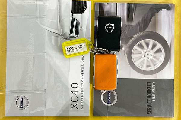 2021 Volvo XC40 T4 INSCRIPTION (AWD) 536 MY21