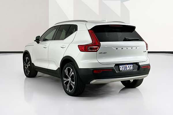 2021 Volvo XC40 T4 INSCRIPTION (AWD) 536 MY21