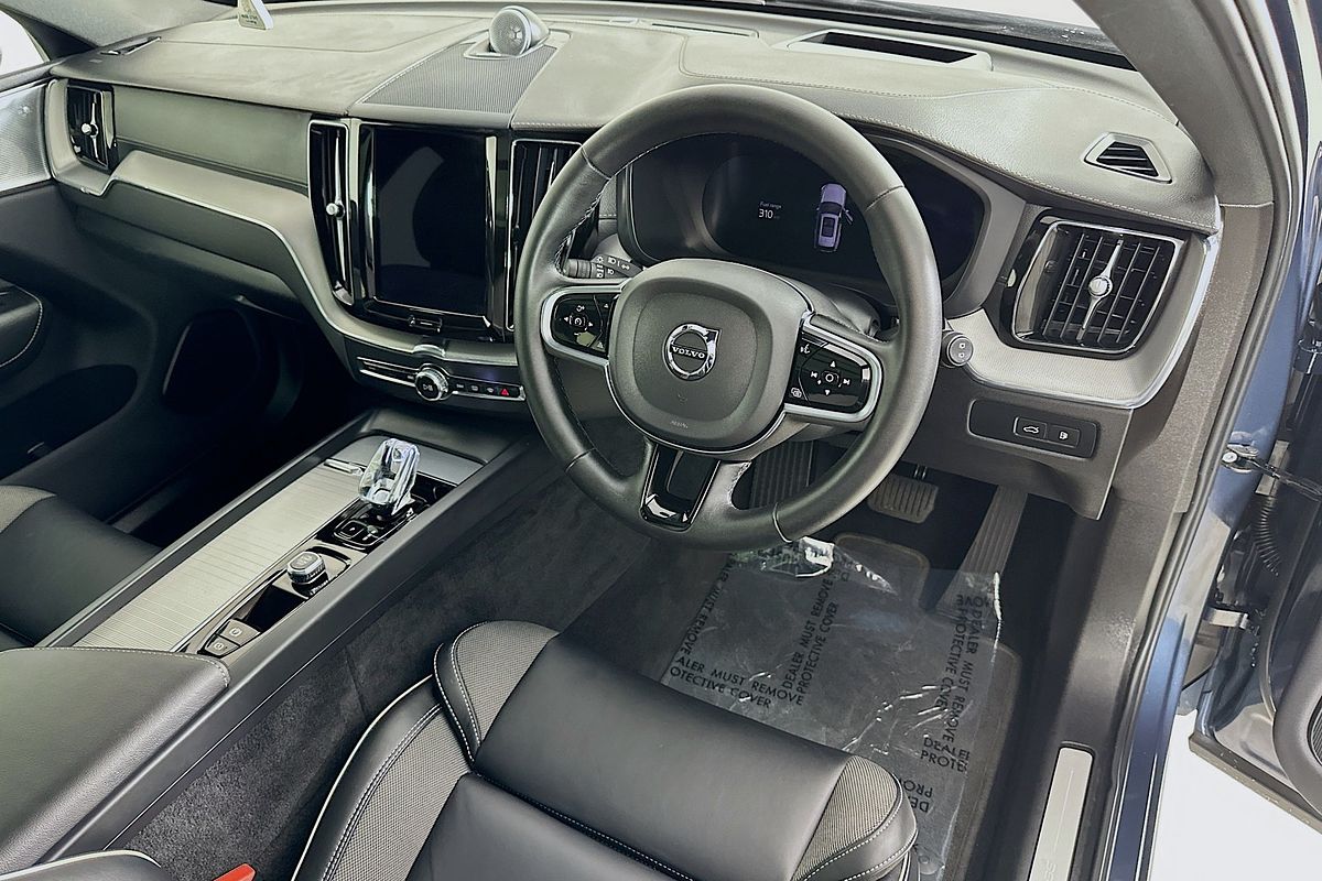 2022 Volvo XC60 RECHARGE PHEV 256 MY22