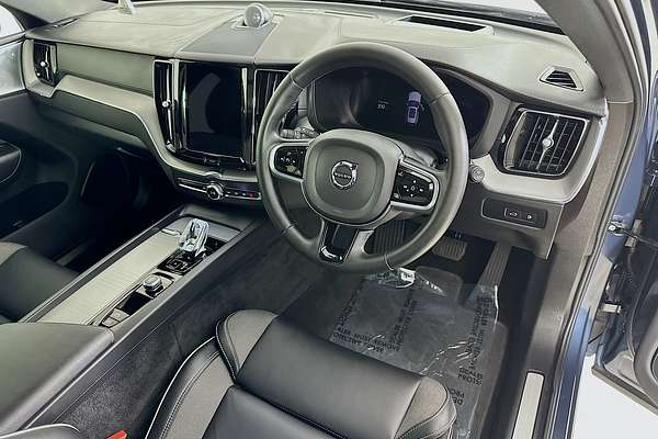 2022 Volvo XC60 RECHARGE PHEV 256 MY22