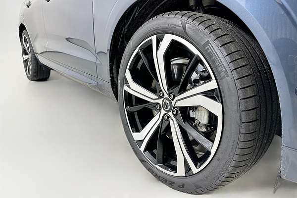 2022 Volvo XC60 RECHARGE PHEV 256 MY22