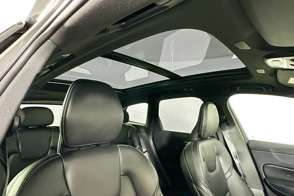 2021 Volvo XC60 T6 R-DESIGN (AWD) 246 MY21