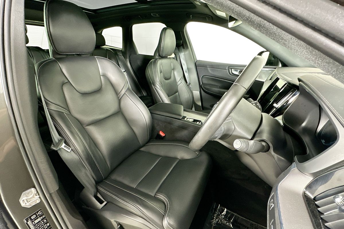 2021 Volvo XC60 T6 R-DESIGN (AWD) 246 MY21