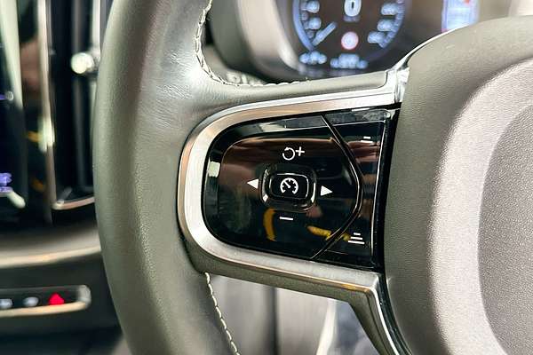 2021 Volvo XC60 T6 R-DESIGN (AWD) 246 MY21