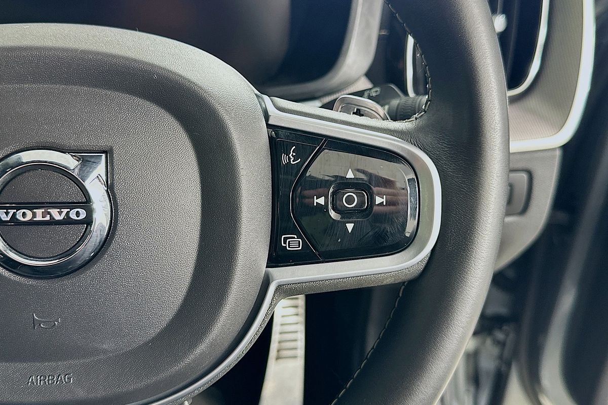 2019 Volvo XC60 T6 R-DESIGN (AWD) 246 MY19