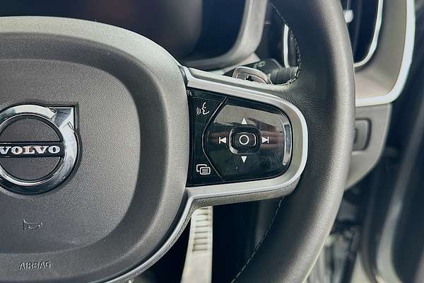 2019 Volvo XC60 T6 R-DESIGN (AWD) 246 MY19
