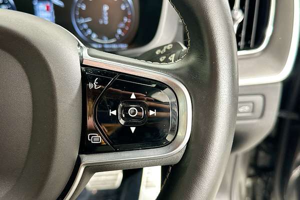 2021 Volvo XC60 T6 R-DESIGN (AWD) 246 MY21