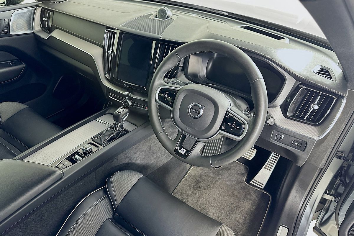 2019 Volvo XC60 T6 R-DESIGN (AWD) 246 MY19