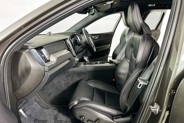 2021 Volvo XC60 T6 R-DESIGN (AWD) 246 MY21