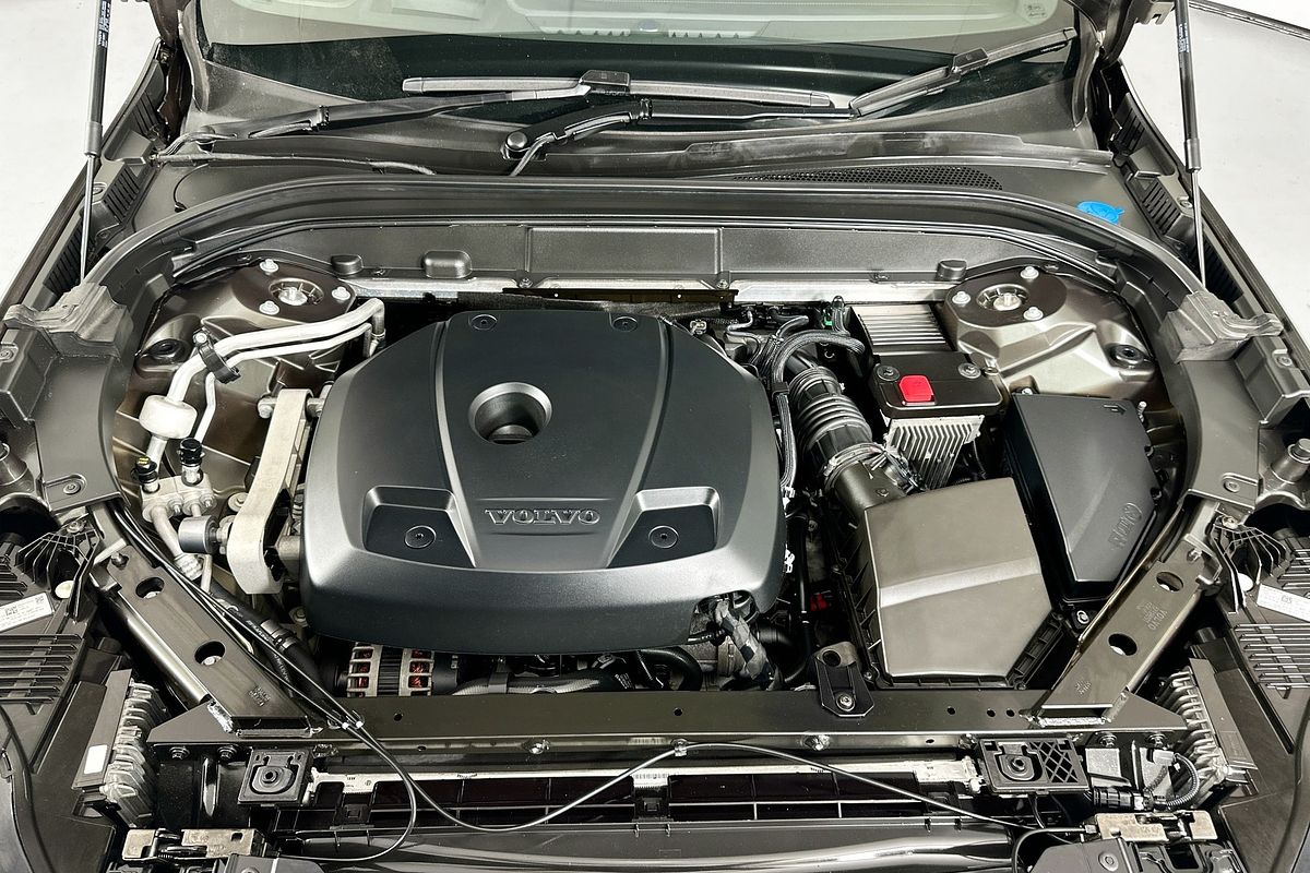 2021 Volvo XC60 T6 R-DESIGN (AWD) 246 MY21