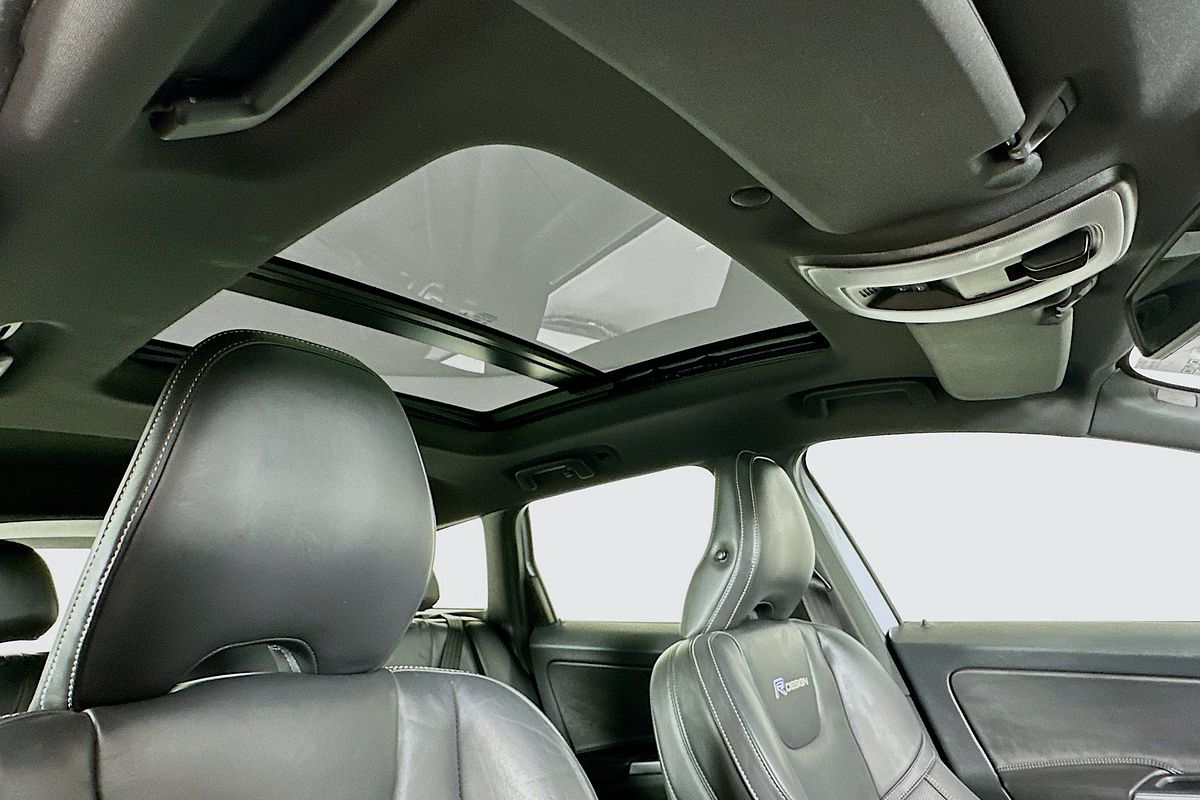 2014 Volvo XC60 D5 R-DESIGN (AWD) DZ MY14
