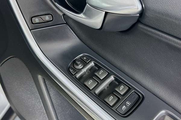 2014 Volvo XC60 D5 R-DESIGN (AWD) DZ MY14