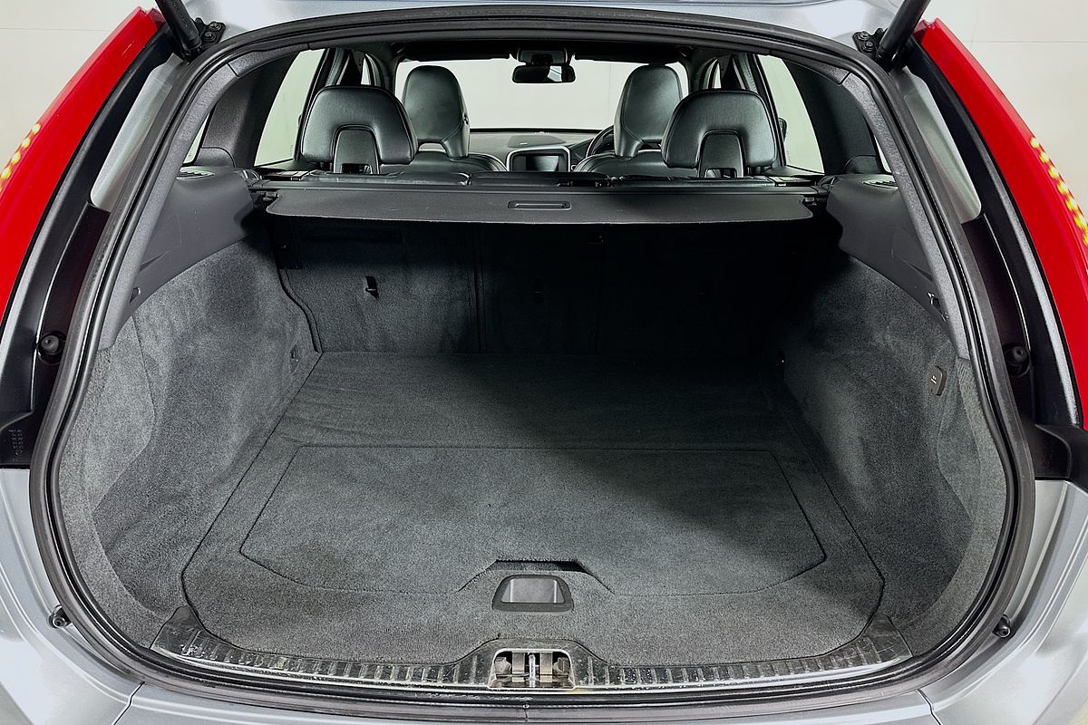 2014 Volvo XC60 D5 R-DESIGN (AWD) DZ MY14