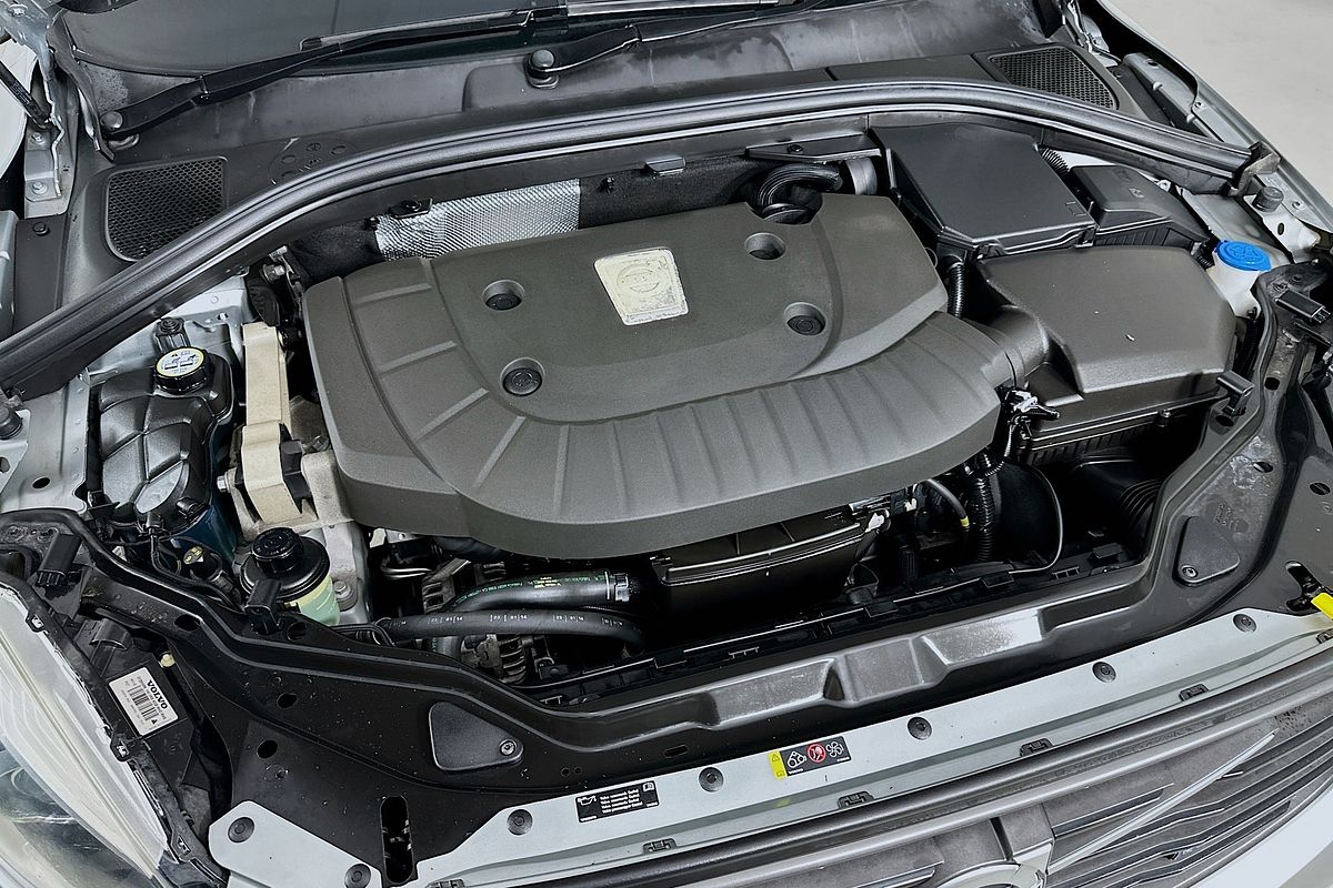 2014 Volvo XC60 D5 R-DESIGN (AWD) DZ MY14
