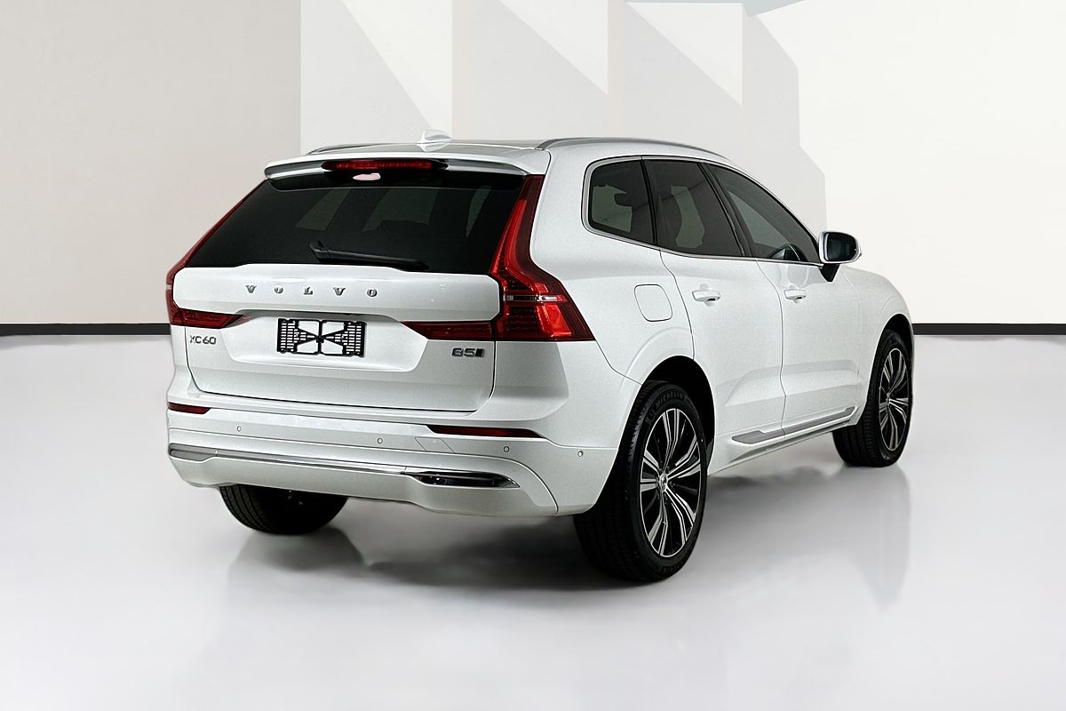 2022 Volvo XC60 B5 INSCRIPTION MHEV 246 MY22