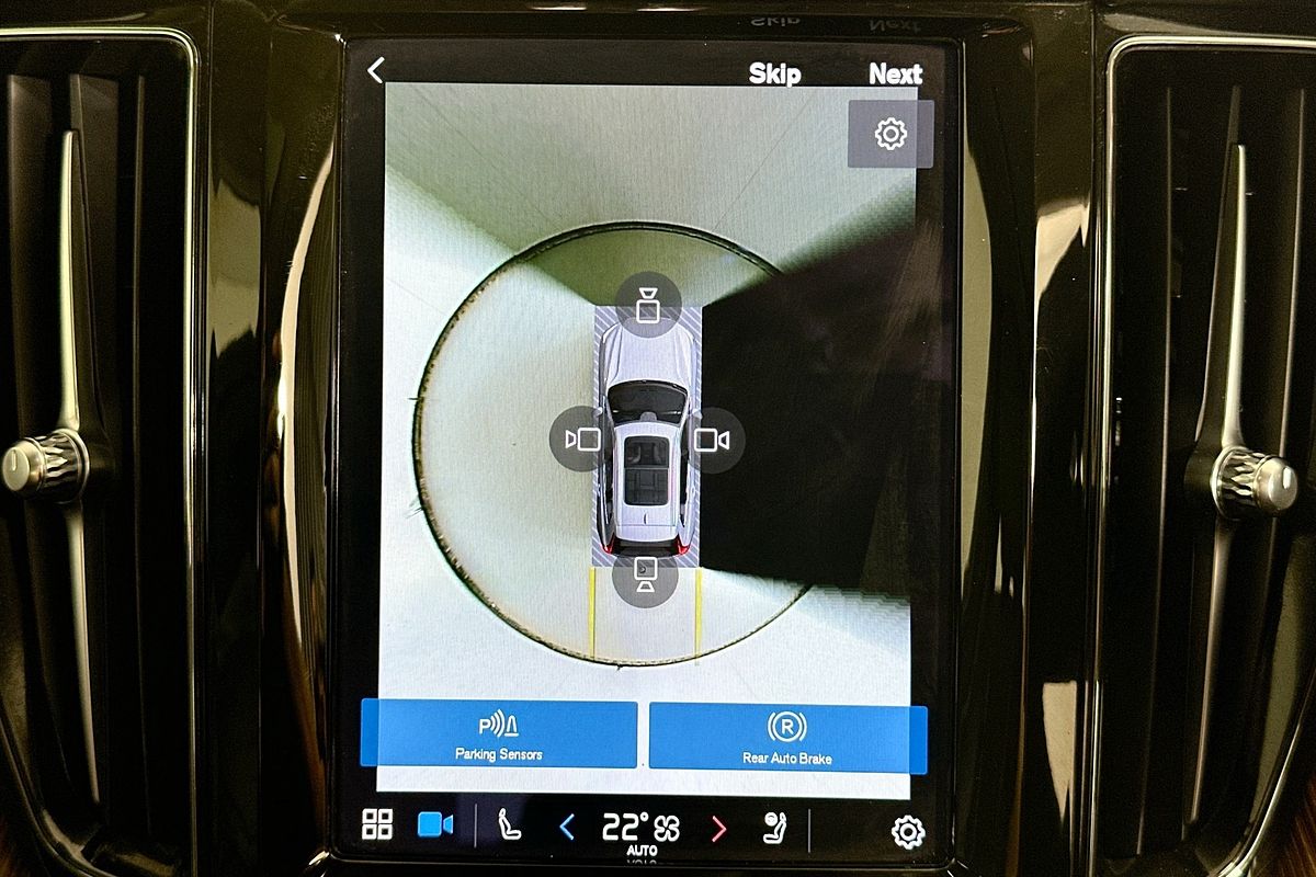 2023 Volvo XC60 ULTIMATE B5 BRIGHT MHEV 246 MY23B