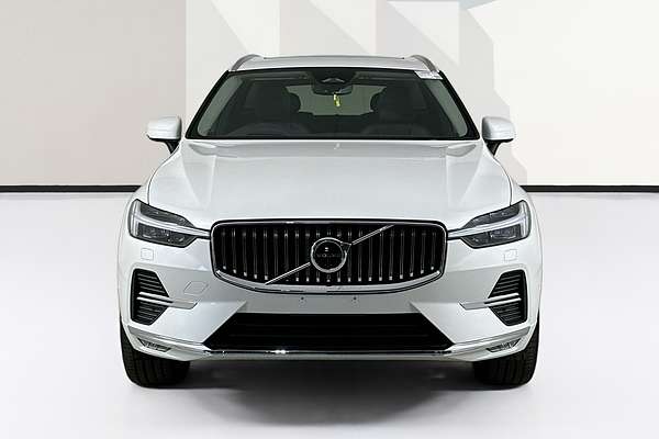 2022 Volvo XC60 B5 INSCRIPTION MHEV 246 MY22