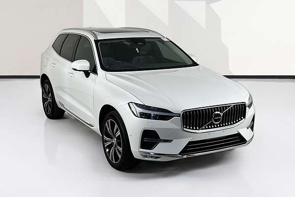 2022 Volvo XC60 B5 INSCRIPTION MHEV 246 MY22